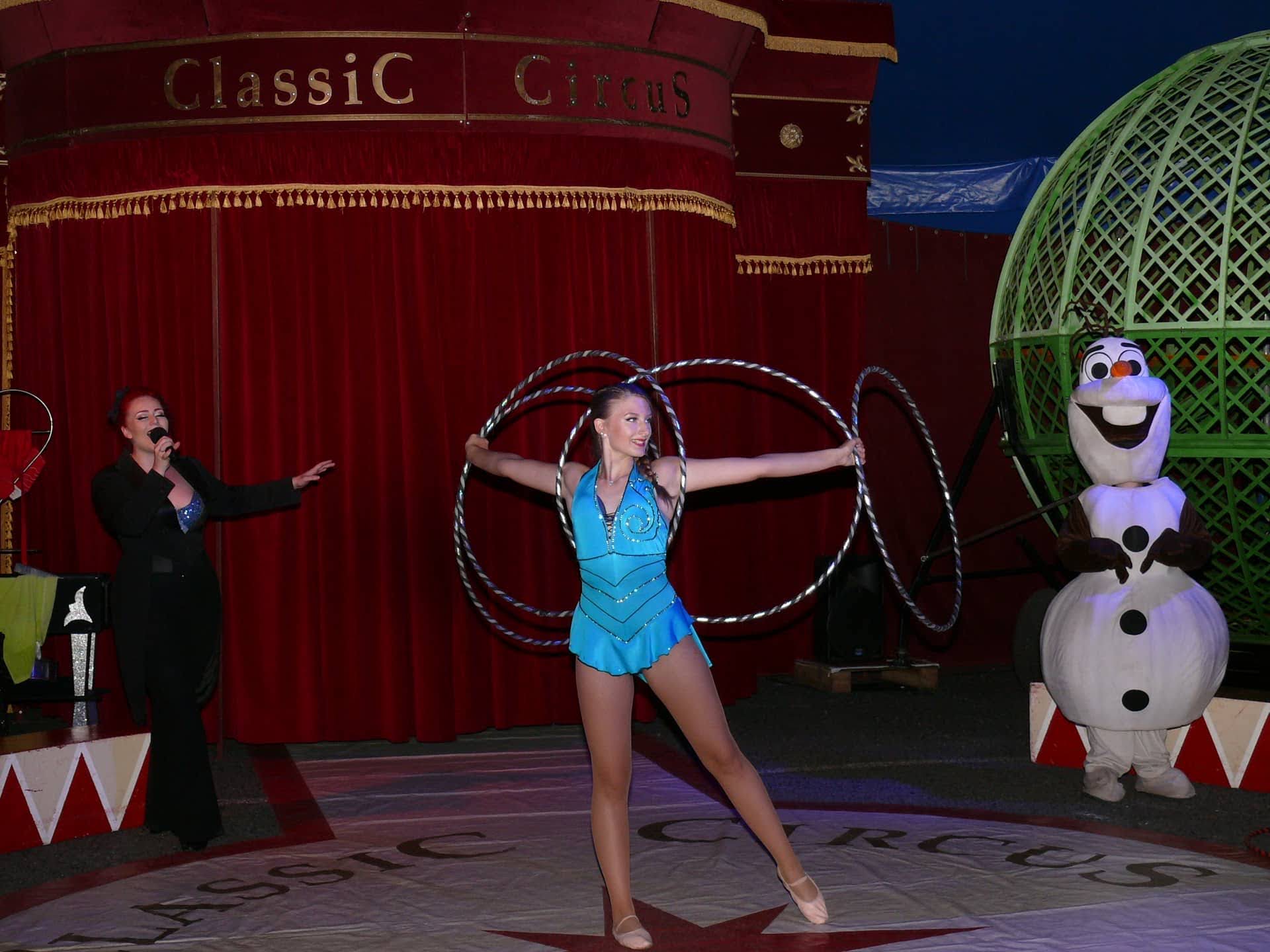 Cirkus Workshop 14 Juni kl 14.00 i parken gratis för alla barn.